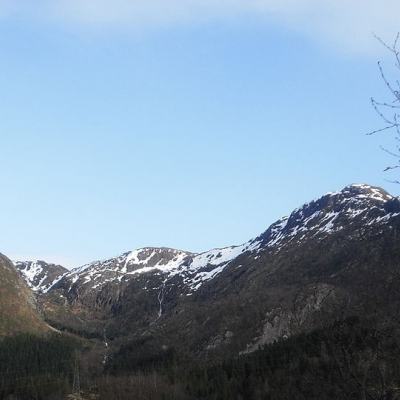 1200px-isdalen-cropped.jpg