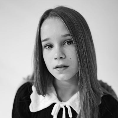 Alisha Weir Headshot