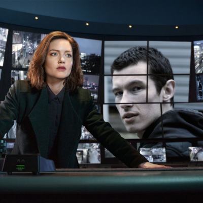 first-look-at-holliday-grainger-and-callum-turner-in-bbc-one-s-the-capture-coming-later-this-year-1560939478.jpg