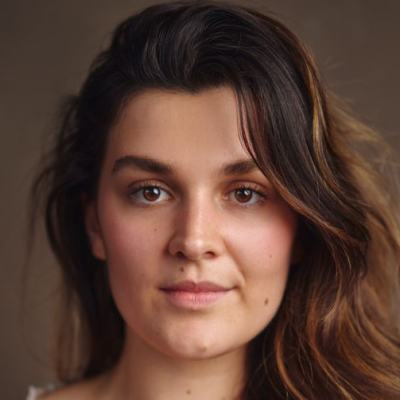 Headshot close up.jpg