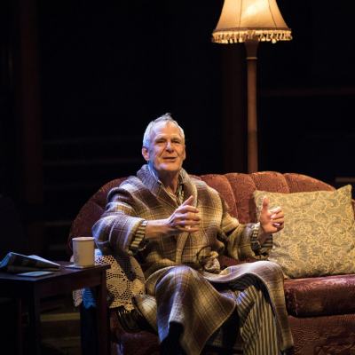 Ian Gelder in THE MARCH ON RUSSIA by David Storey - Orange Tree Theatre - photo by Helen Maybanks.jpg