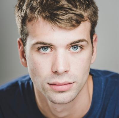 IWAN BOND HEADSHOT 1.jpg