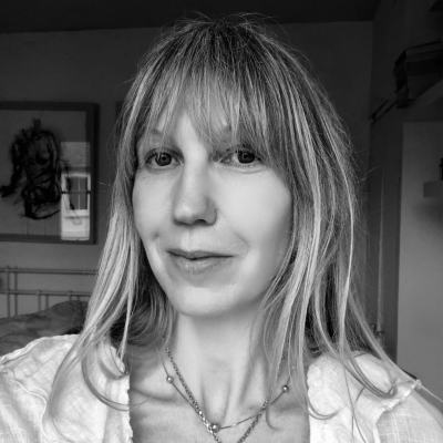 Jemma Kennedy Headshot 2022.jpg