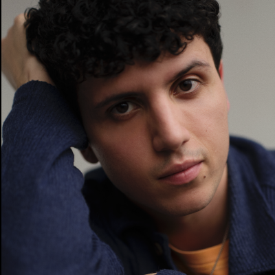 Loris Scarpa - Headshot 1.png