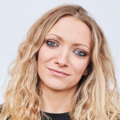 Lucy McCormick Headshot - James Deacon.jpg