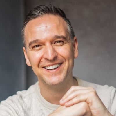 Luke Kernaghan - Headshot 2026 (1).jpg