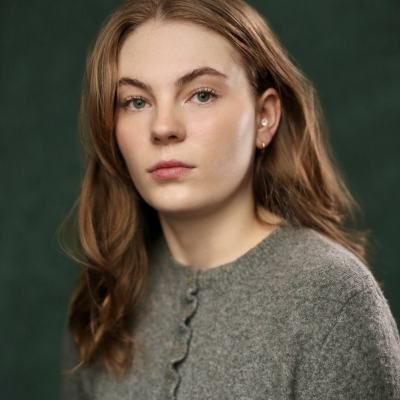 Molly Bryson 2.jpg