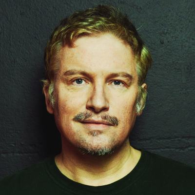 Pete Headshot July 2022.jpg