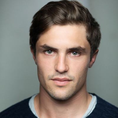 Phil Dunster - Headshot.jpg