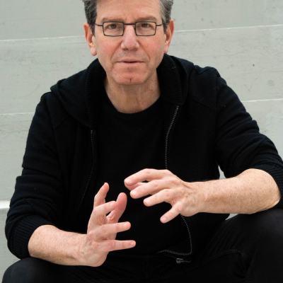 Robert Carsen 2.jpg