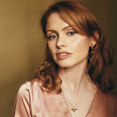 Sarah Winter Headshot - Alan Howard.jpg