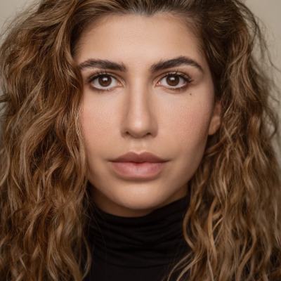 Shaniaz - New Headshot 07.11.24.jpg