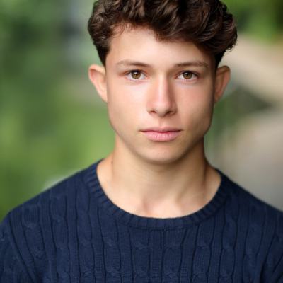 Toby Woolf Headshot 1.JPG